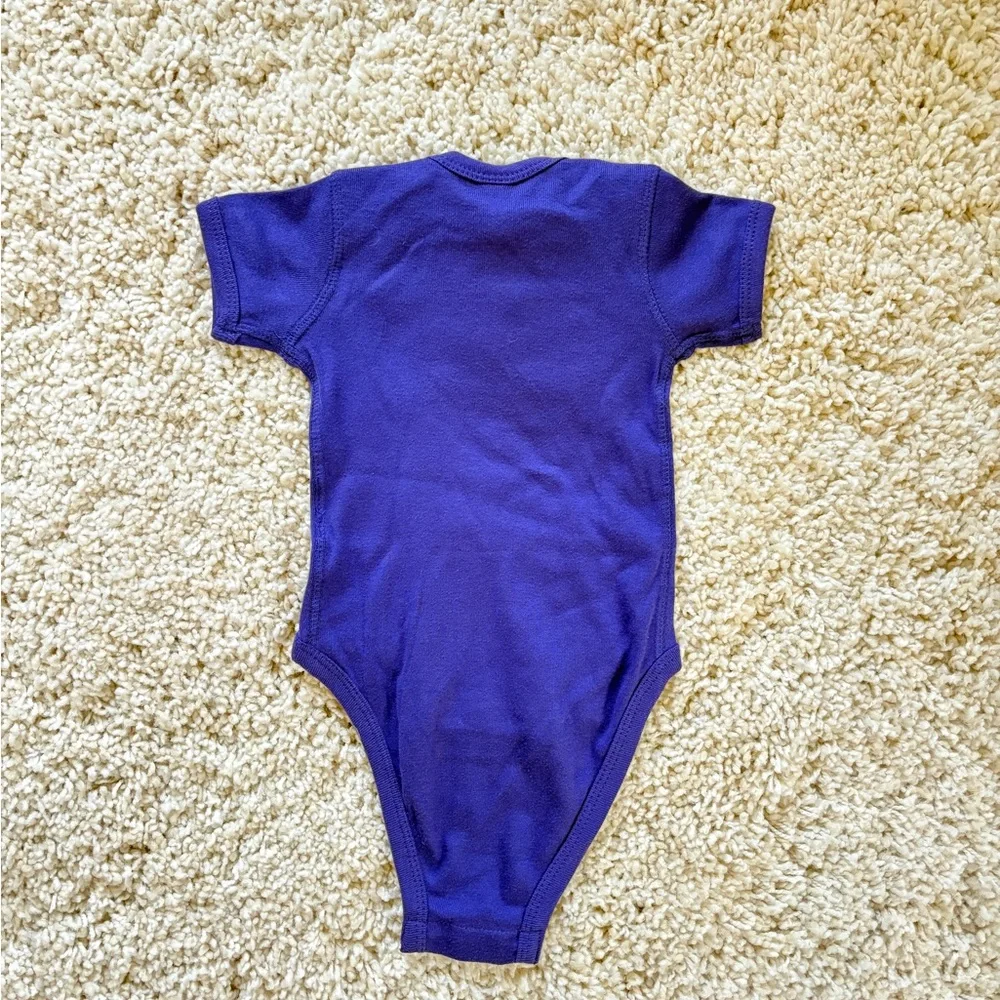 NWT Hobart and William Smith Colleges Purple Baby Onesie Bodysuit 6 Months